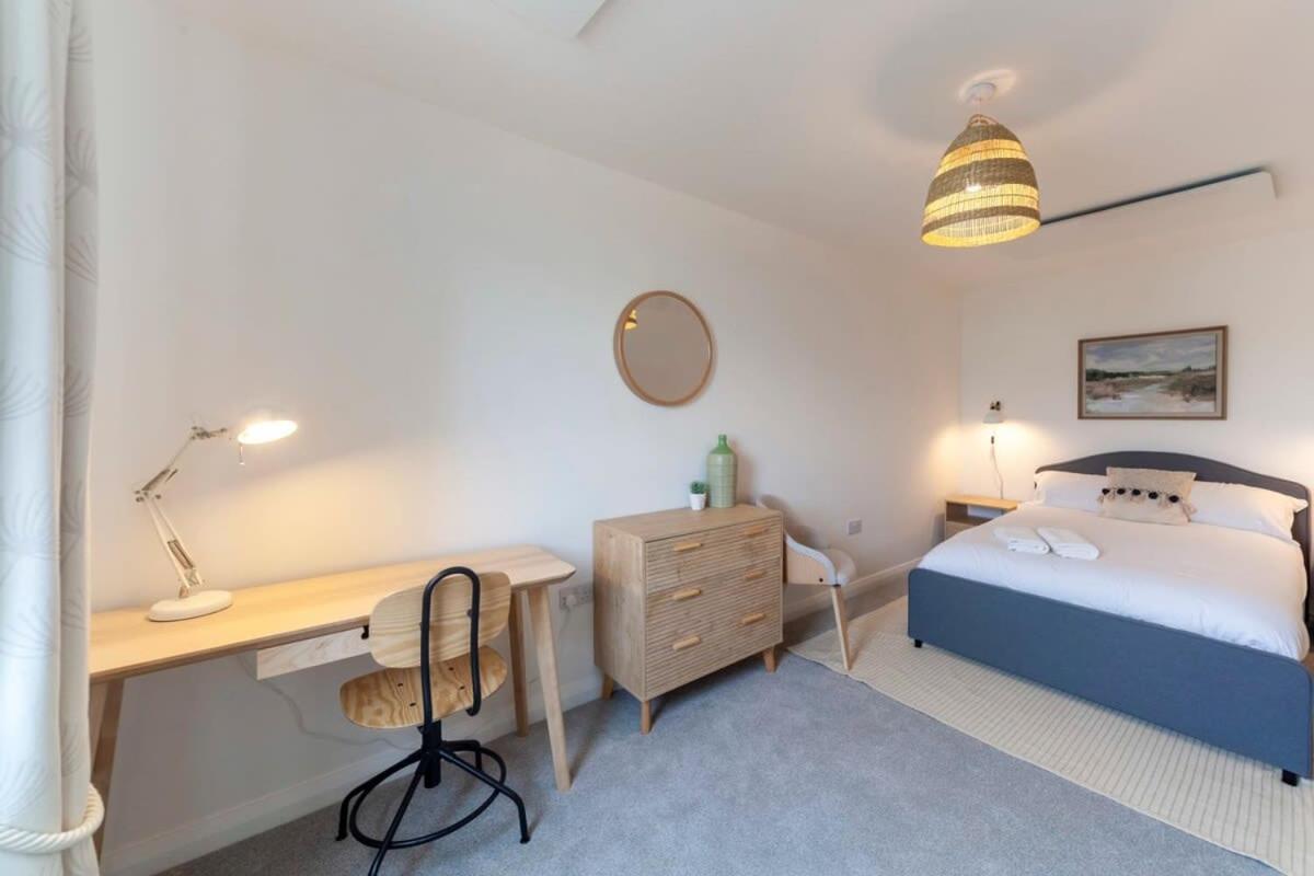 Contemporary 1 Bedroom Apartment In Ashford Ashford  Exterior foto